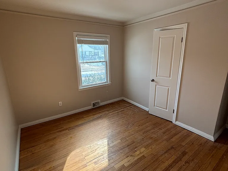 1831 Bowers Ave — Photo 9