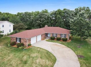 2170 Spring Creek Cir, Green Bay, WI 54311