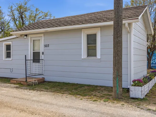 503 W 5th Ave, Hutchinson, KS 67501