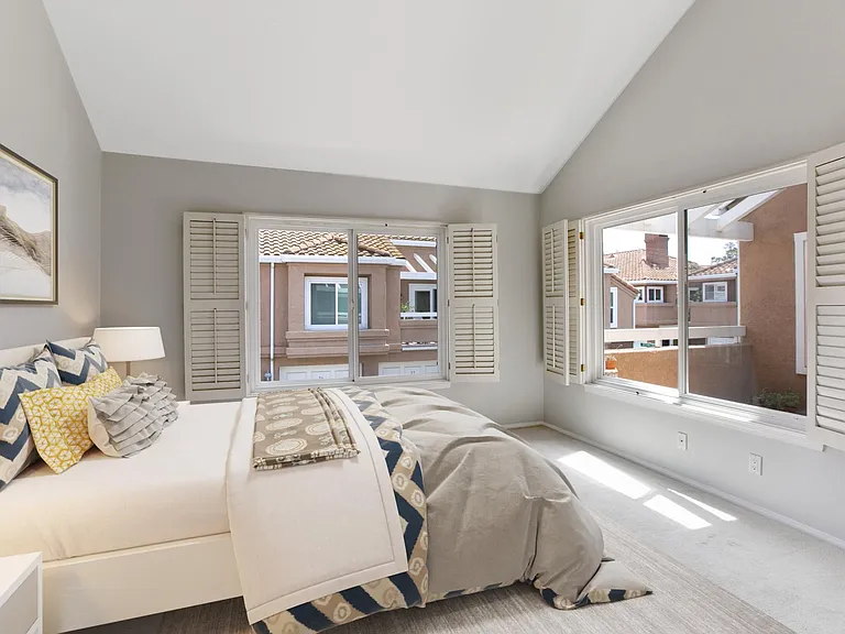 Bedroom (staged)