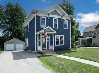 400 Naymut St, Menasha, WI 54952
