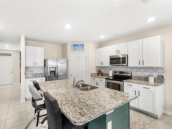 2nd image of 9024 Alba Ln