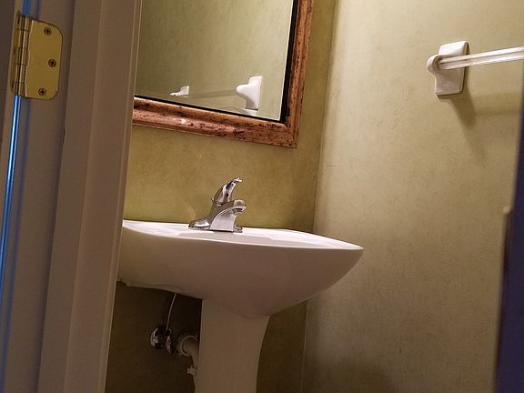 Guest Bathroom!
