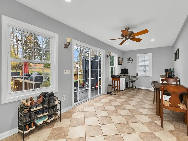 101 Sycamore Ave — Photo 15