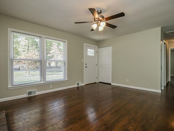 9308-Fairground-Rd-15