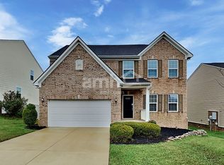 2215 Ambergate Dr, Murfreesboro, TN 37127