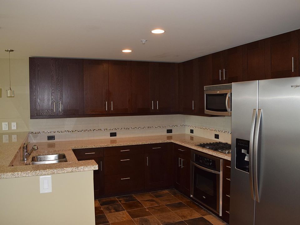 1st image of 1515 Dock St Unit 809