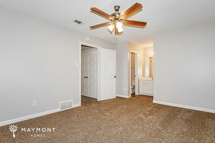 3016 Shade Tree Cv — Photo 13