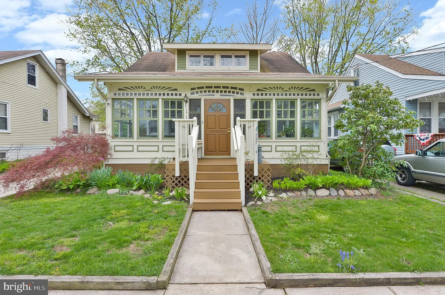 1711 W River Dr photo 1