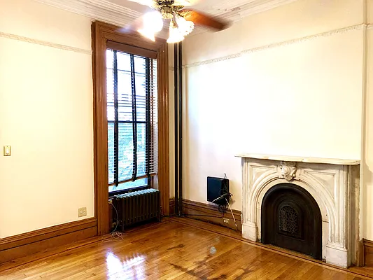 Rented by Remax Real Estate Professionals | media 25