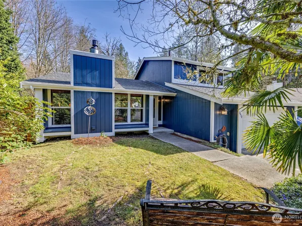 1050 NE Coco Court, Bremerton, WA 98311