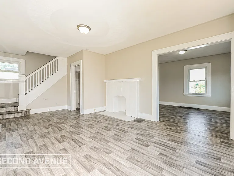 1506 Freemont St — Photo 7