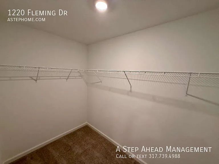 1220 Fleming Dr — Photo 14