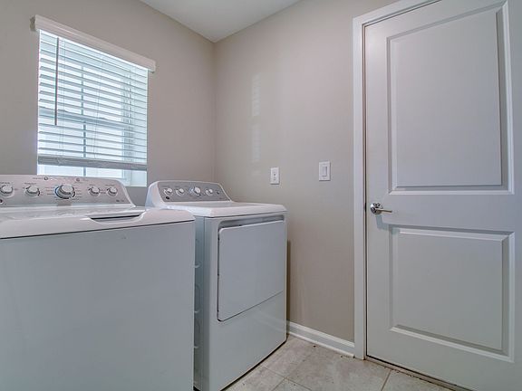 4th image of 2873 Black Birch Dr