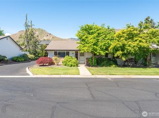 40 Quail Run, Wenatchee, WA 98801