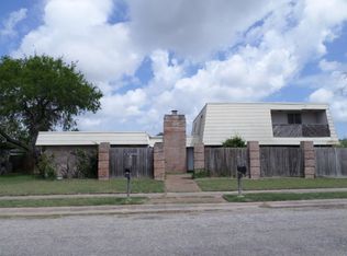 5014 Middlecoff Rd #A, Corpus Christi, TX 78413