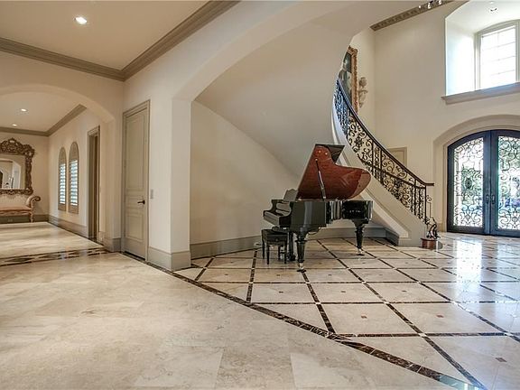 5th image of 12269 Pecan Forest Dr