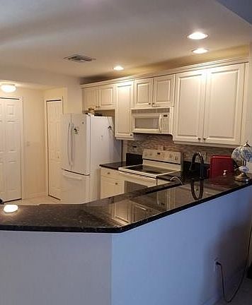 3rd image of 3508 Milan Dr APT 104