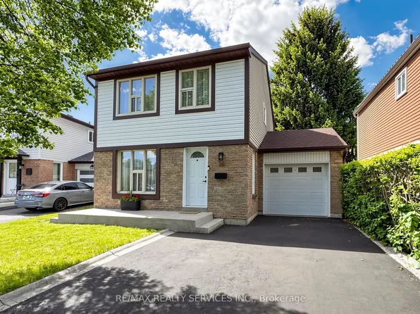26 Mayfair Cres, Brampton, ON L6S 3N4