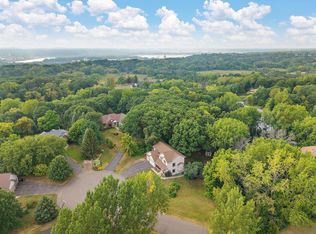 2554 Haller Ln E, Maplewood, MN 55119