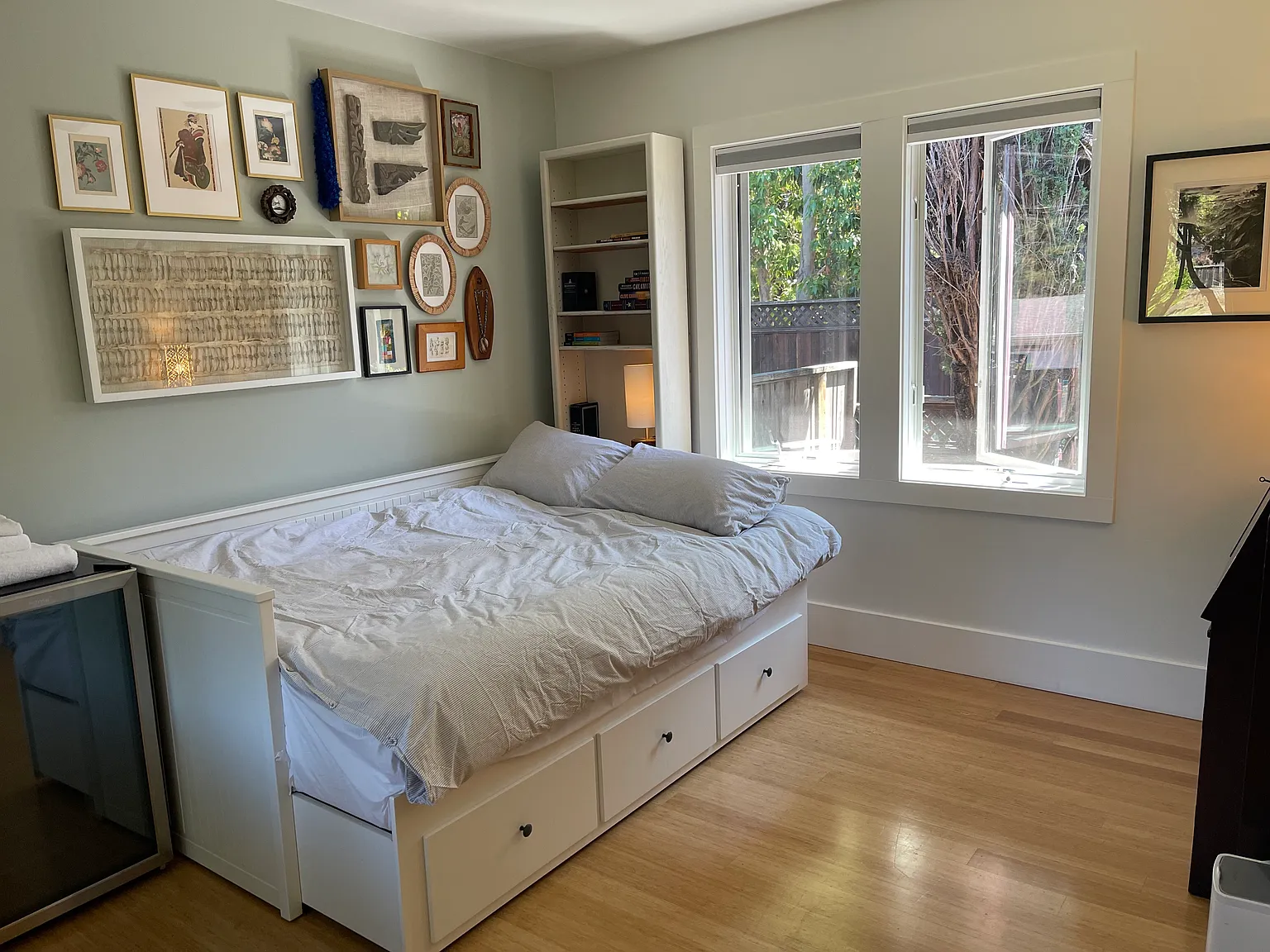 Studio, 350 sqft, $1,600 — Photo 1