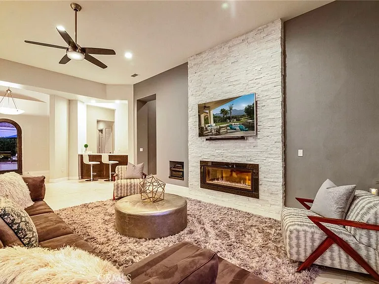 55615 Turnberry Way — Photo 5