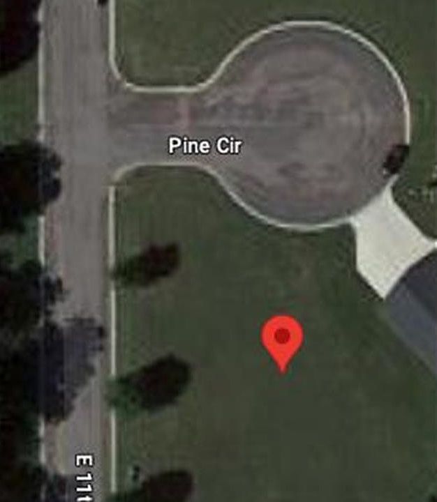 1st image of 301 Pine Cir