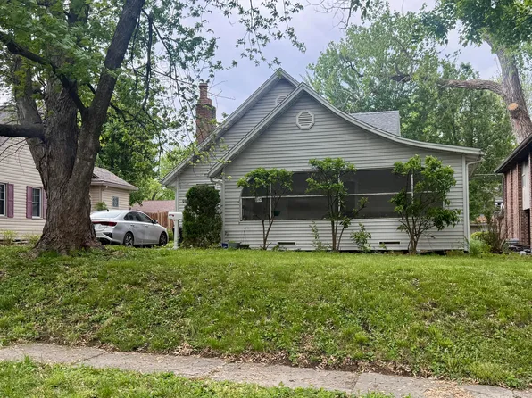 953 S Lafayette Ave, Marshall, MO 65340