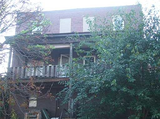 1st image of 120-22 N 3rd St