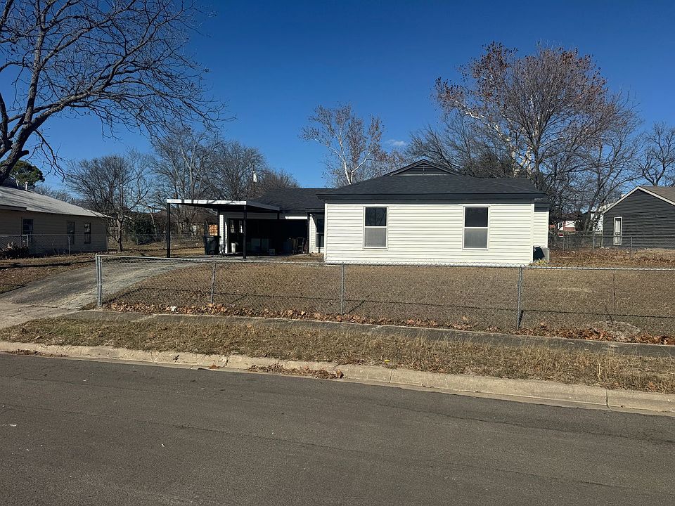 1st image of 1715 Walton Walker Dr