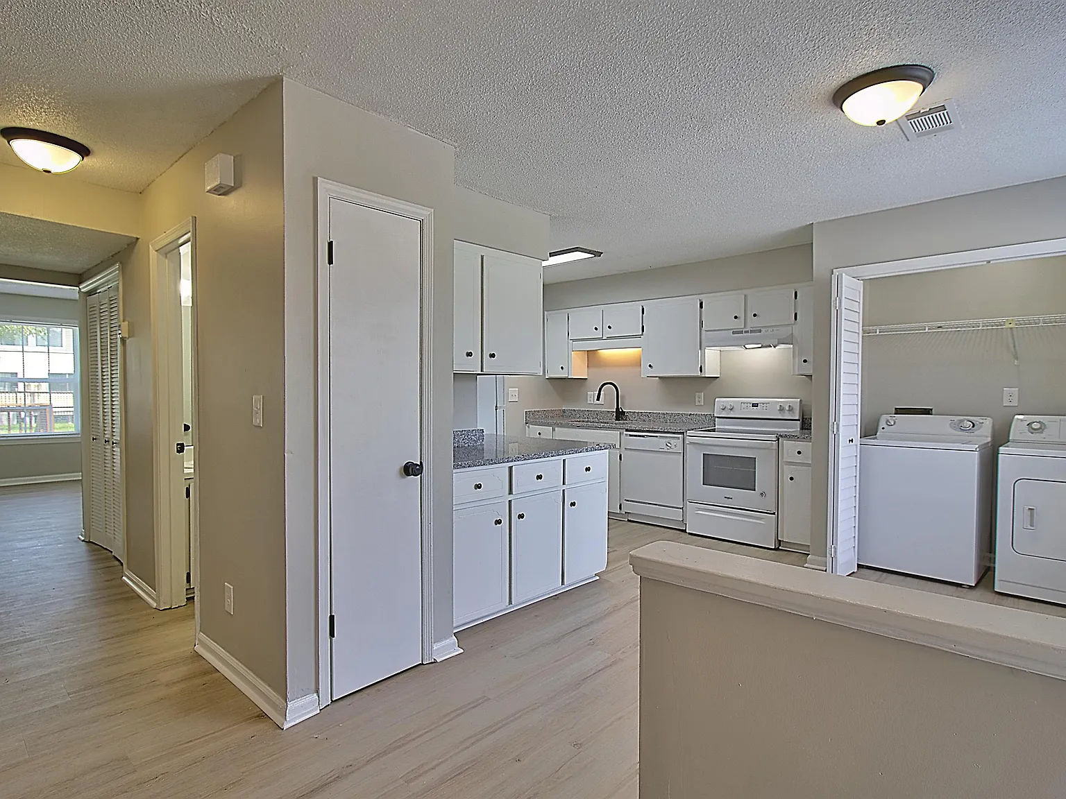 912 Pineland Avenue Apt 58 - 1 — Photo 3