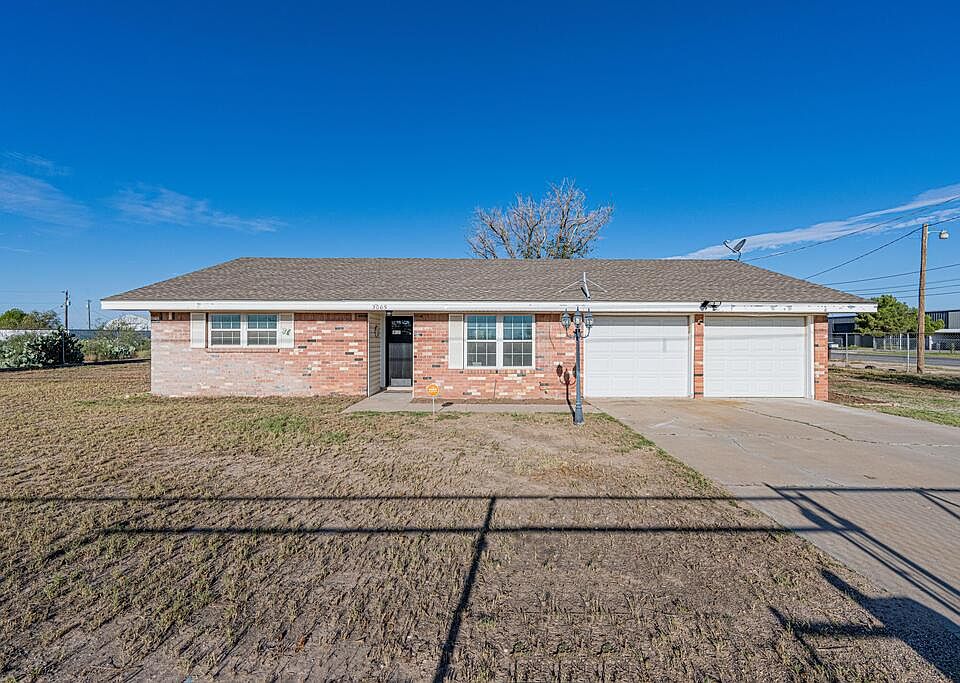 1st image of 3065 N Yuma Ave