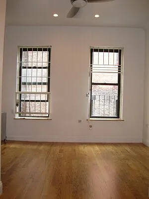 Rented by Tower Brokerage | media 7