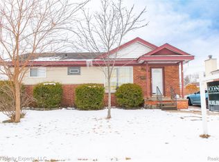 23917 Grunalt Ave, Warren, MI 48091
