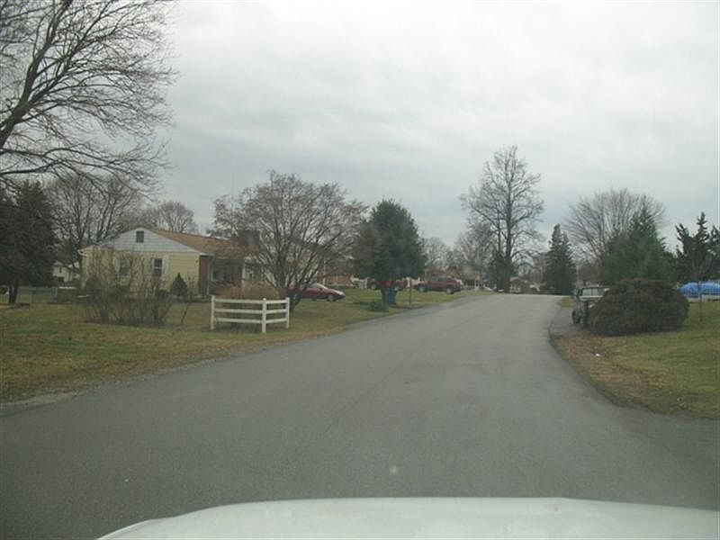 2nd image of 11401 Greenberry Rd