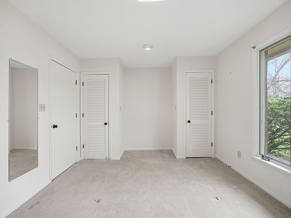 57th image of 2044 Manor Dr