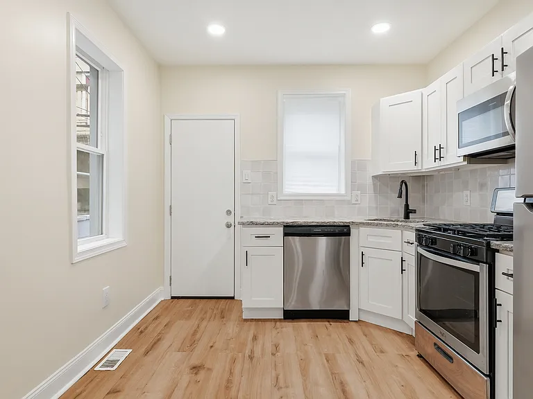 1441 S Marston St — Photo 5