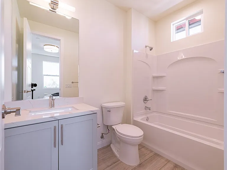 160 N New Ave #8 — Photo 18