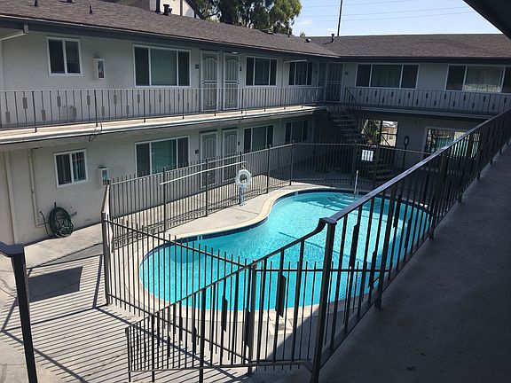 3rd image of 1439 W 179th St APT 14