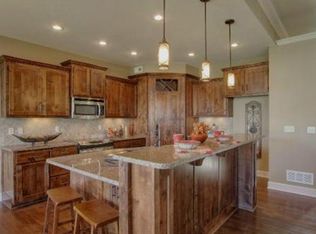 11139 N Madison Ave, Kansas City, MO 64155