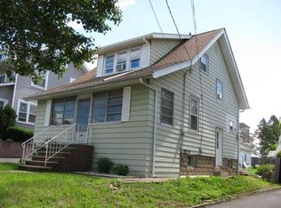 969 Park Ter, Union, NJ 07083