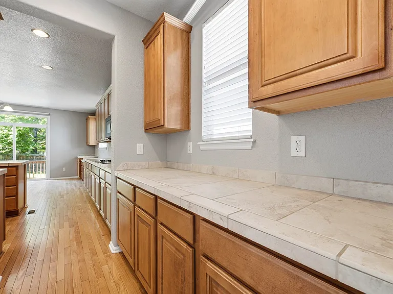 12211 S Grass River Trl — Photo 7