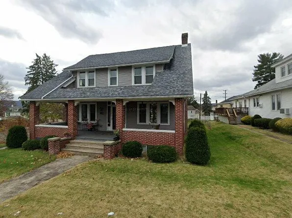 945 Poplar Ave, Danville, PA 17821