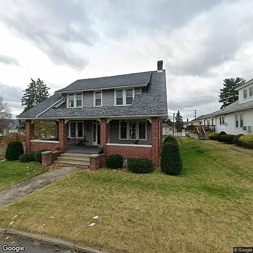 945 Poplar Ave Photo 1