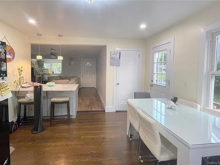 313 Stanley Ave #1 — Photo 4