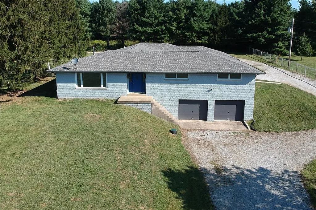 5556 E County Road 350 N photo 1