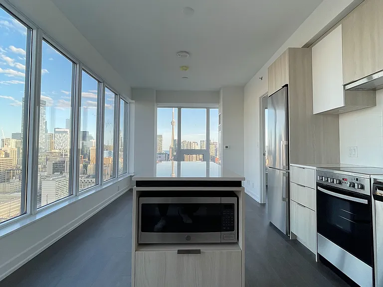 203 College St #2508 — Photo 18
