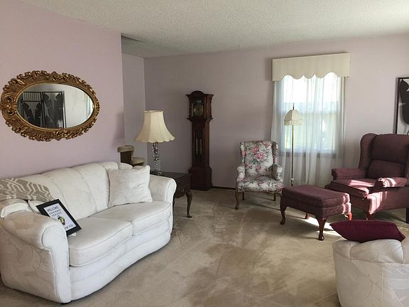 5th image of 176 Quant Ave N