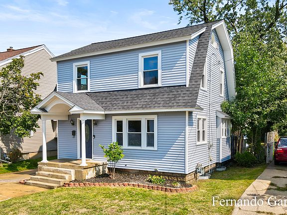 2nd image of 1754 Eastern Ave SE