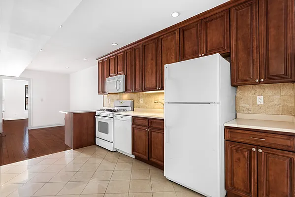 Rented by Maz Group NY | media 7